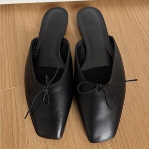 Everlane Black Leather Tie-Accent Women's Mule Flats